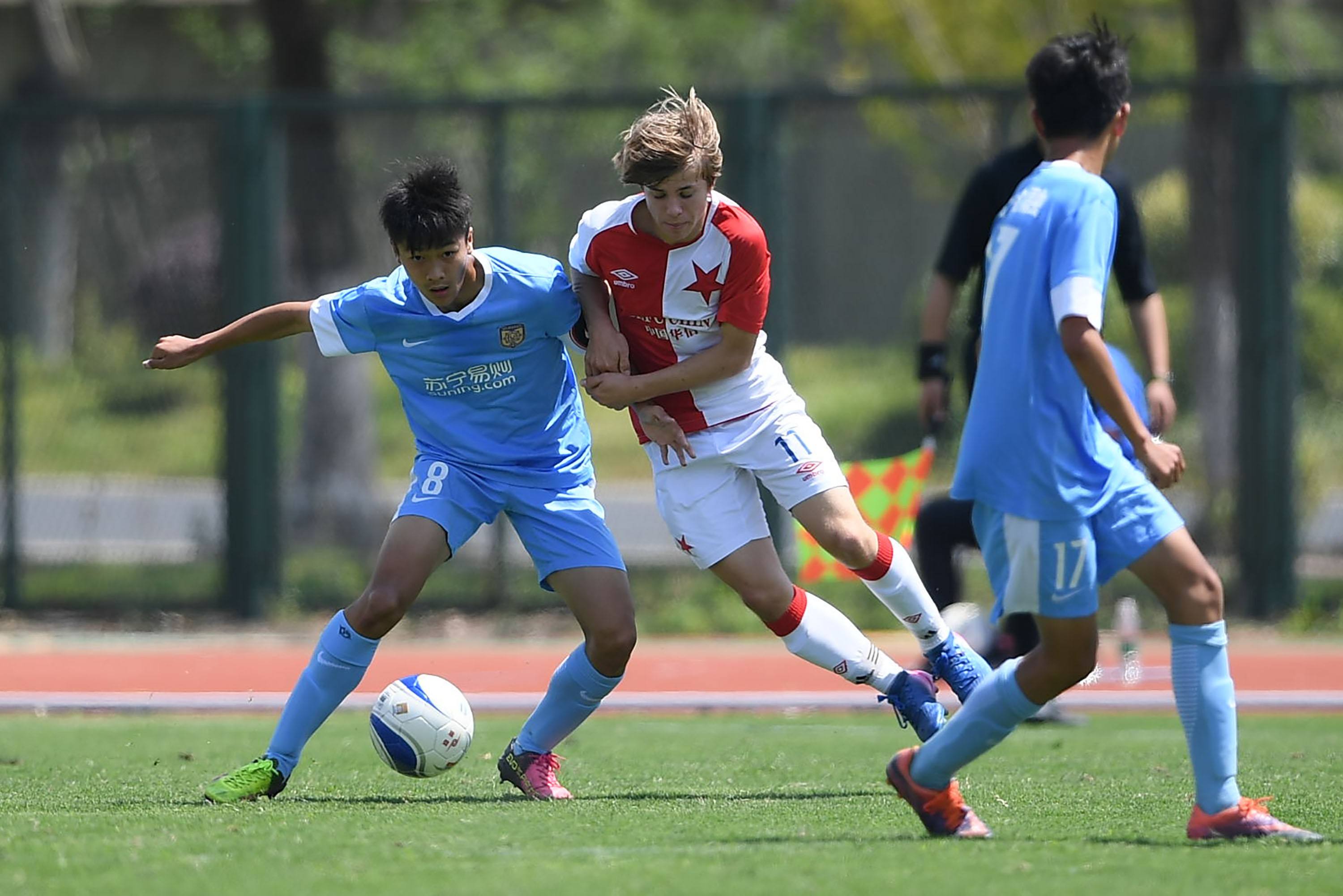 高位逼抢 高位逼抢